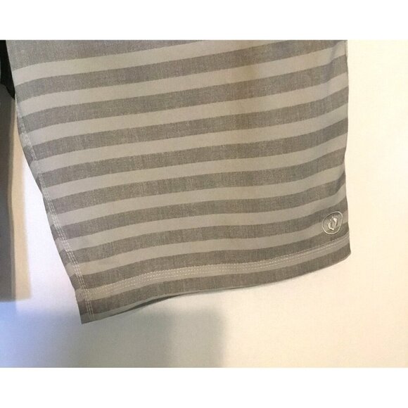 Hang Ten Men's Board Shorts Gray Stripes Size 34 Four Pockets Belt Loops Pockets - Picture 4 of 10